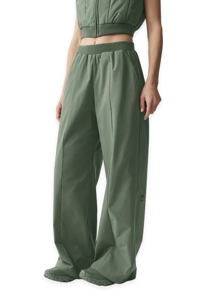 Alo High-Waist Momentum Straight Leg Pant