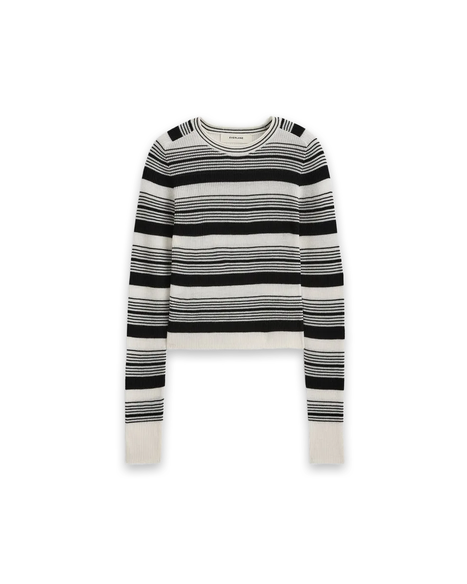 Everlane Long-Sleeve Henley in Ultrasoft Merino
