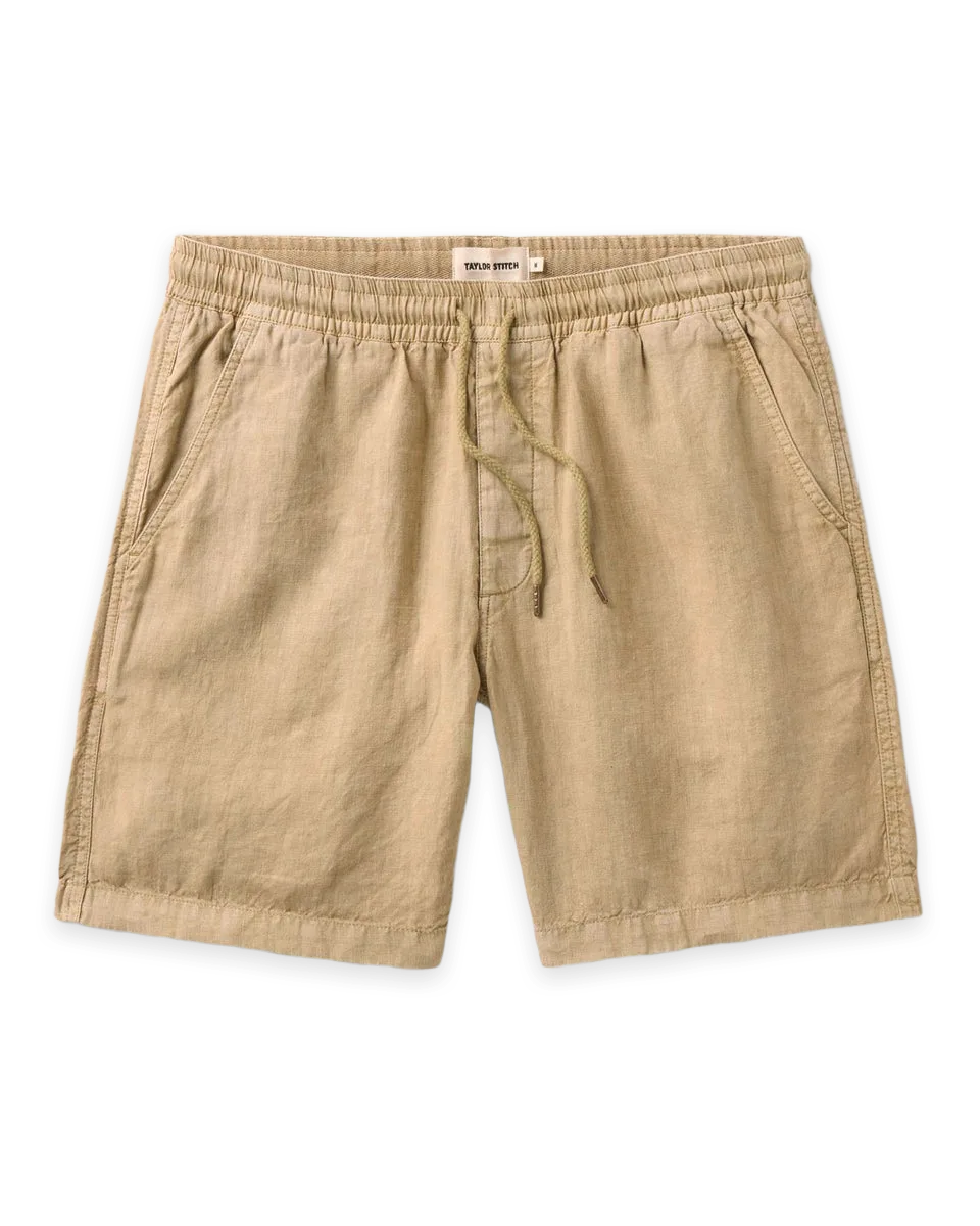 Taylor Stitch The Apres Short in Field Khaki Hemp