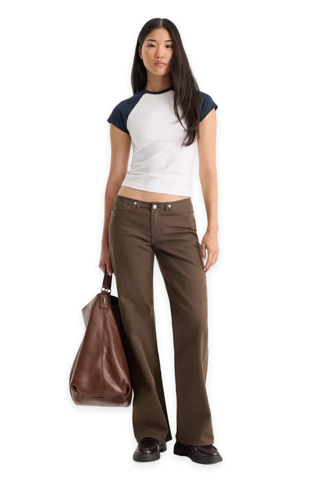 Good American GHOST WAIST LOW LOOSE JEANS · CEDARWOOD