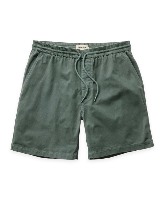 Taylor Stitch The Apres Short in Organic Deep Sea Foundation Twill