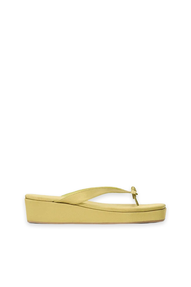 Staud Party Platform Thong · Wasabi