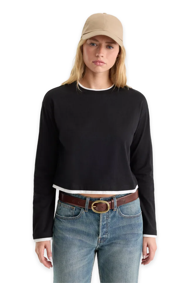 Good American THE LONG SLEEVE LAYERED TEE