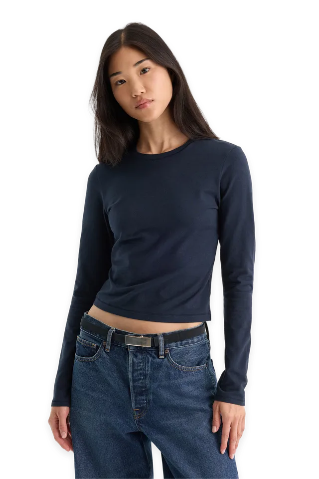 Good American THE LONG SLEEVE BABY TEE