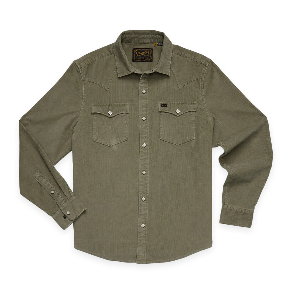 Howler Bros Banning Corduroy Snapshirt · Aloe