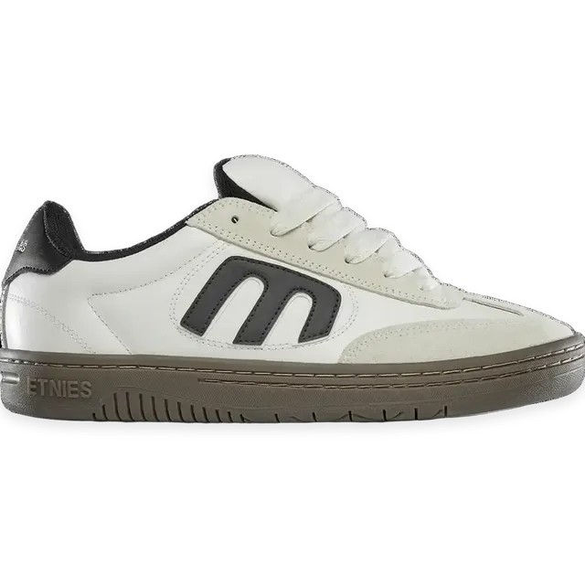 Etnies Locut