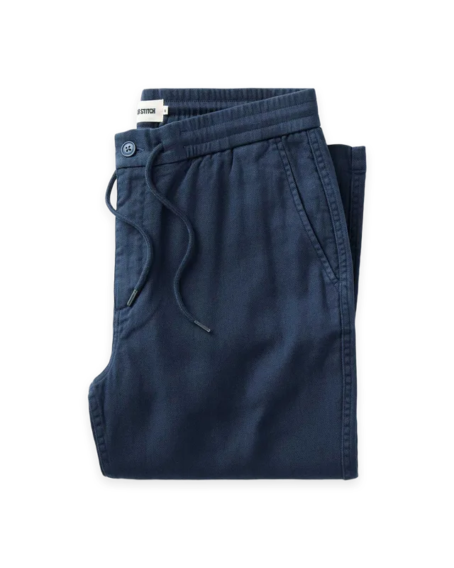 Taylor Stitch The Roamer Pant in Navy Broken Twill