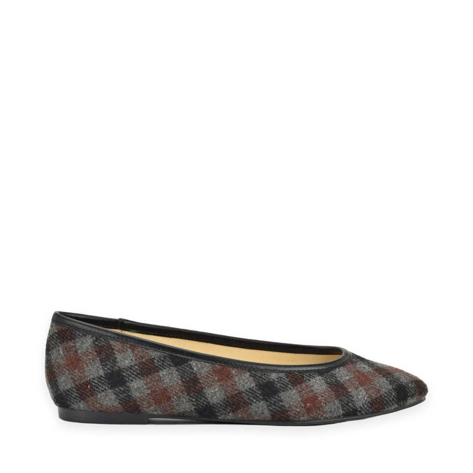 Nine West Valore Ballet Flats