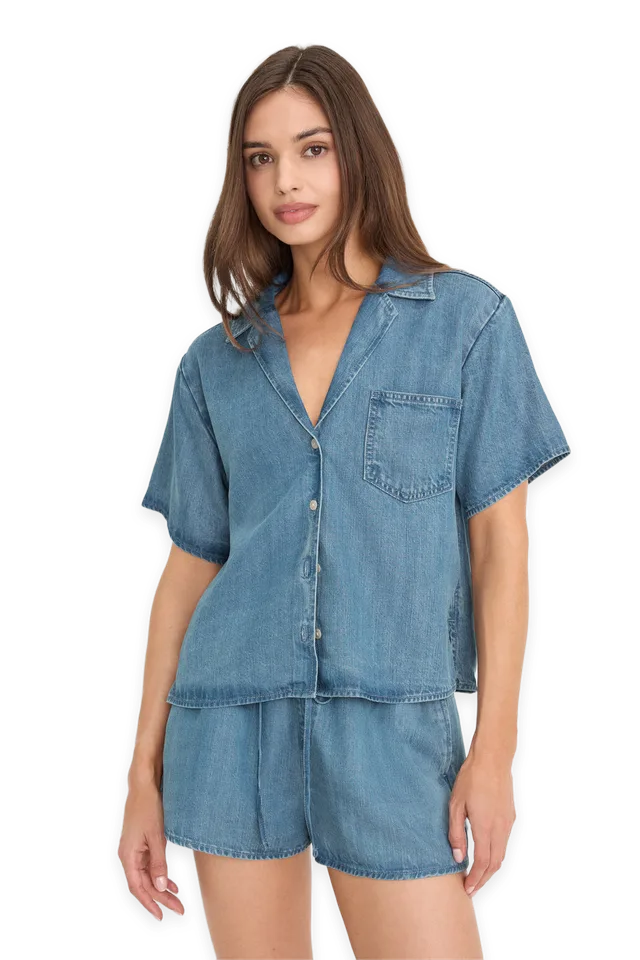 Good American THE DENIM CAMP SHIRT