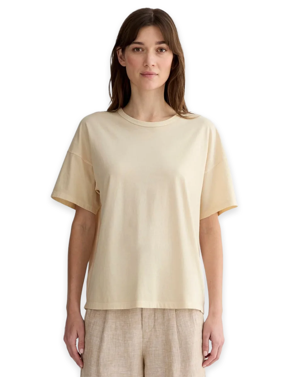 Everlane The Boyfriend Tee in Essential Cotton