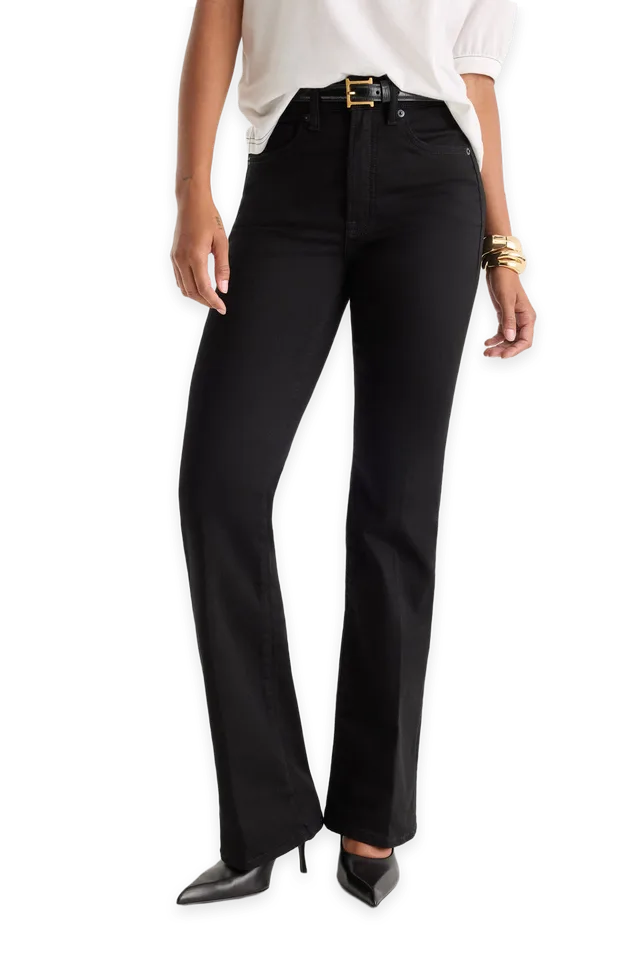 Good American ALWAYS FITS GOOD PETITE BOOTCUT JEANS