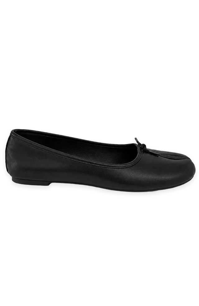 White Fox Kellee Tabi Ballet Flats Black PU