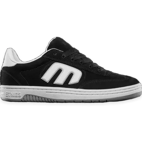 Etnies Locut