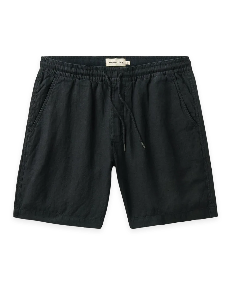 Taylor Stitch The Apres Short in Coal Hemp