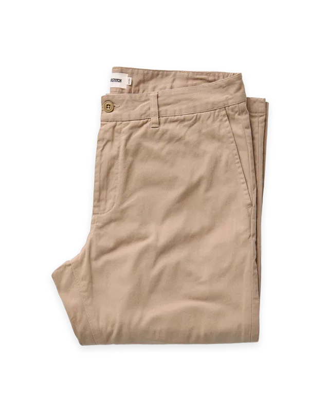 Taylor Stitch The Straight Foundation Pant in Organic Khaki