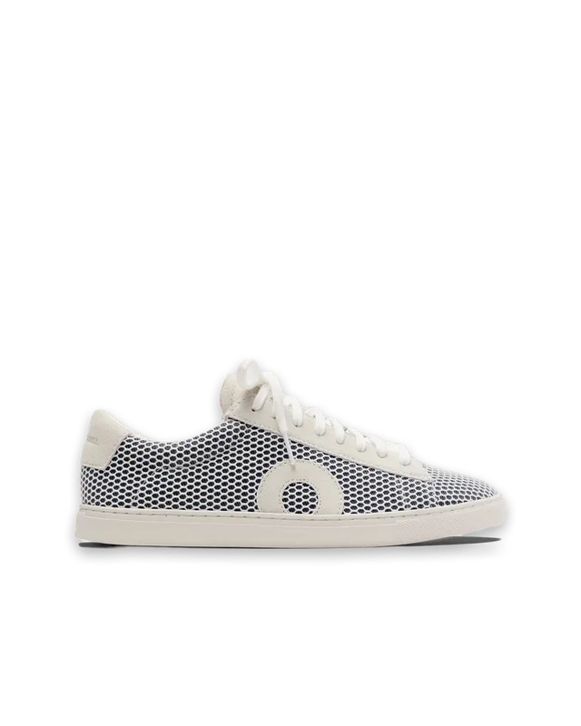 Oliver Cabell Low 1 · Carbon (Waterproof)