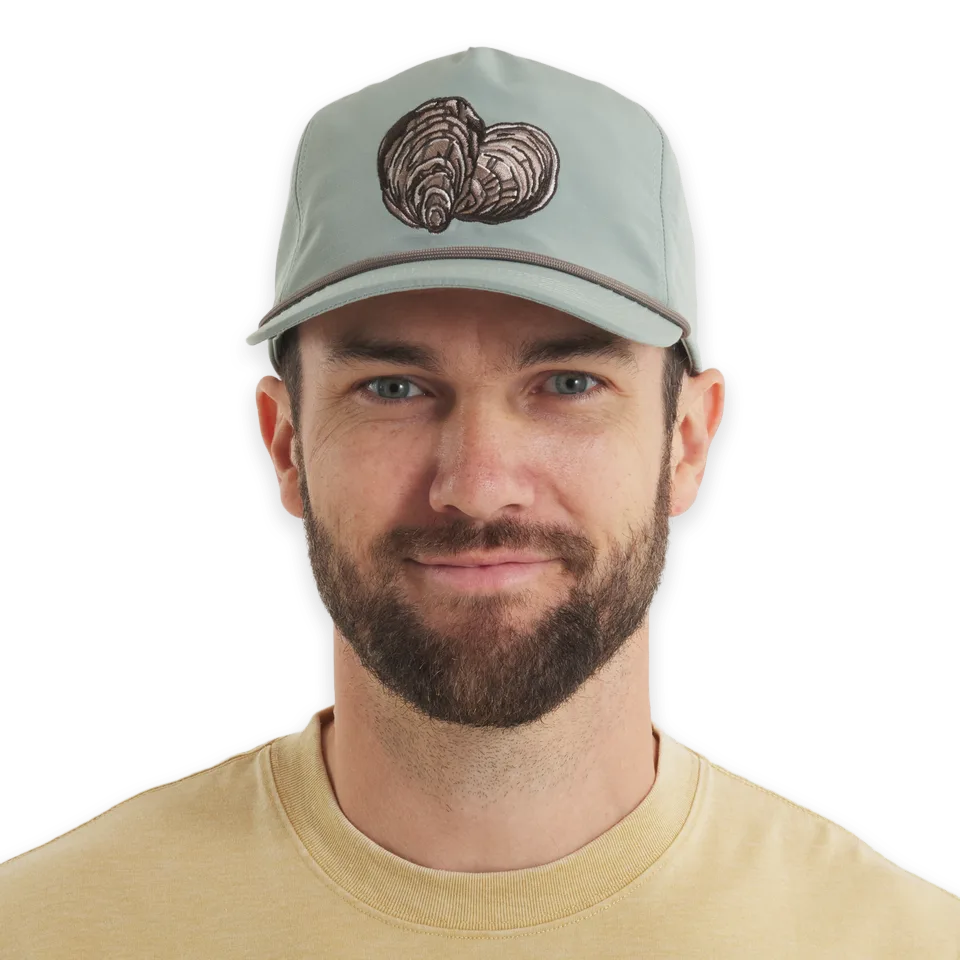 Southern Marsh Ensenada Rope Hat · Wildlife · Oyster