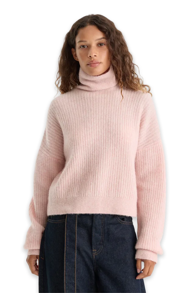 Good American THE OVERSIZED TURTLENECK SWEATER