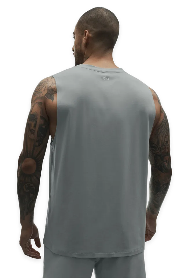 Alo Conquer Muscle Tank · Monument