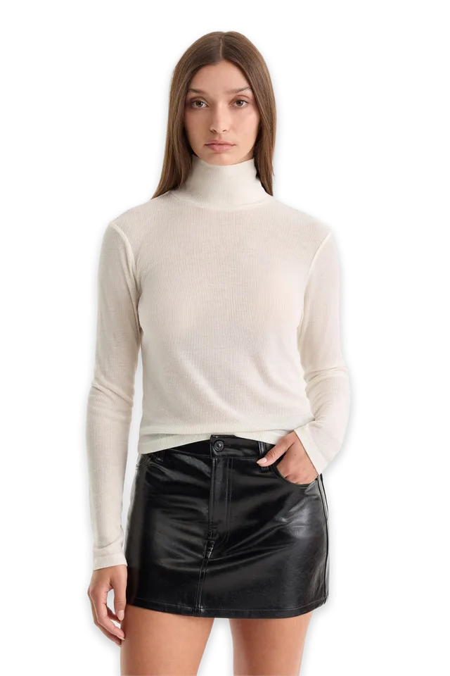 Good American THE SHEER RIB TURTLENECK