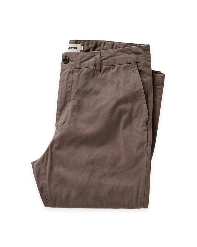 Taylor Stitch The Slim Foundation Pant in Organic Espresso